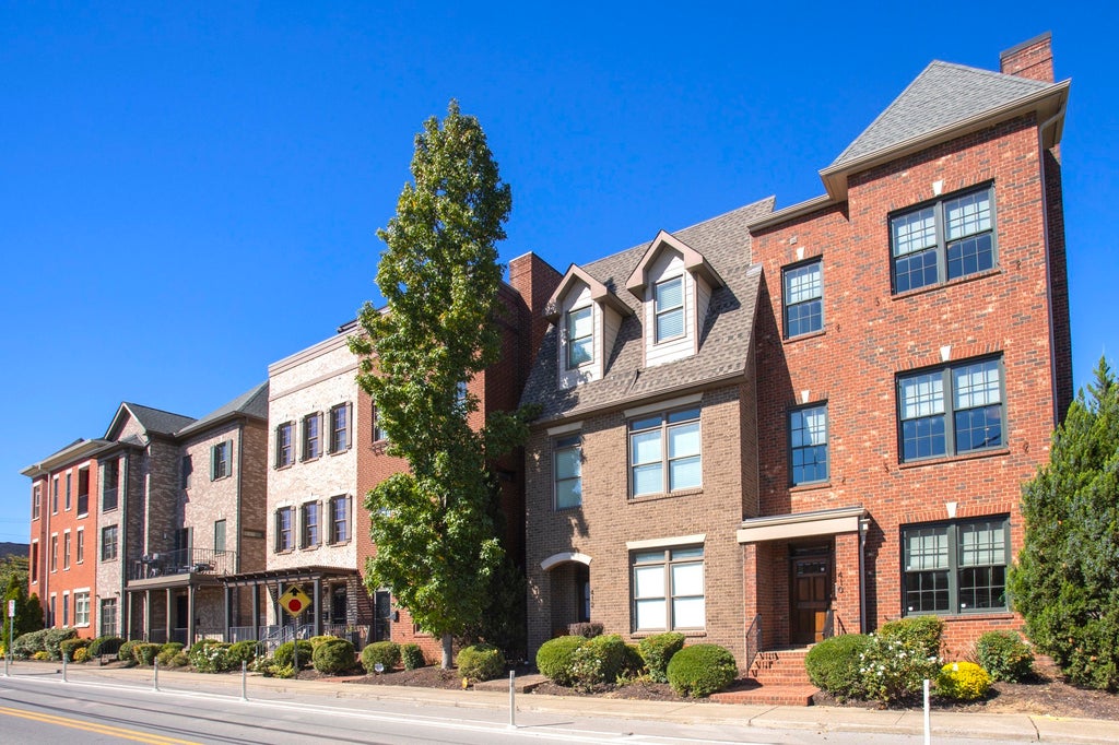 410 Garfield St, Nashville