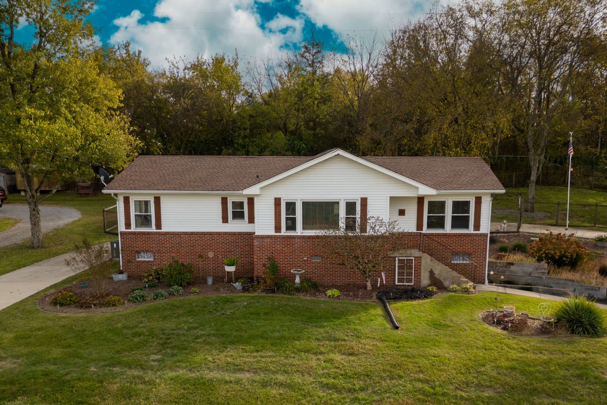 Photo of Listing #3033446