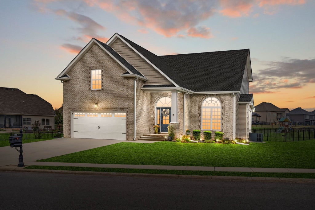 1172 Upland Ter, Clarksville