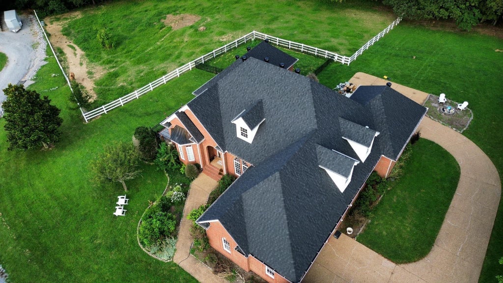 1071 Oak Plains Road, Clarksville