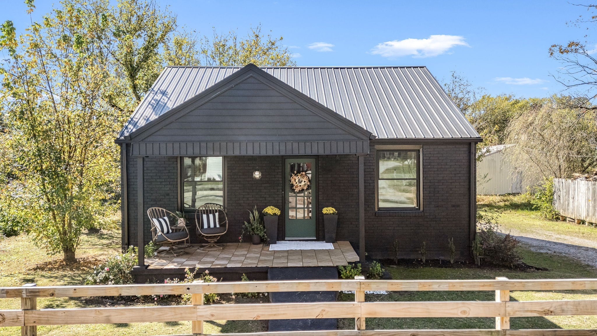 Photo of Listing #3033499