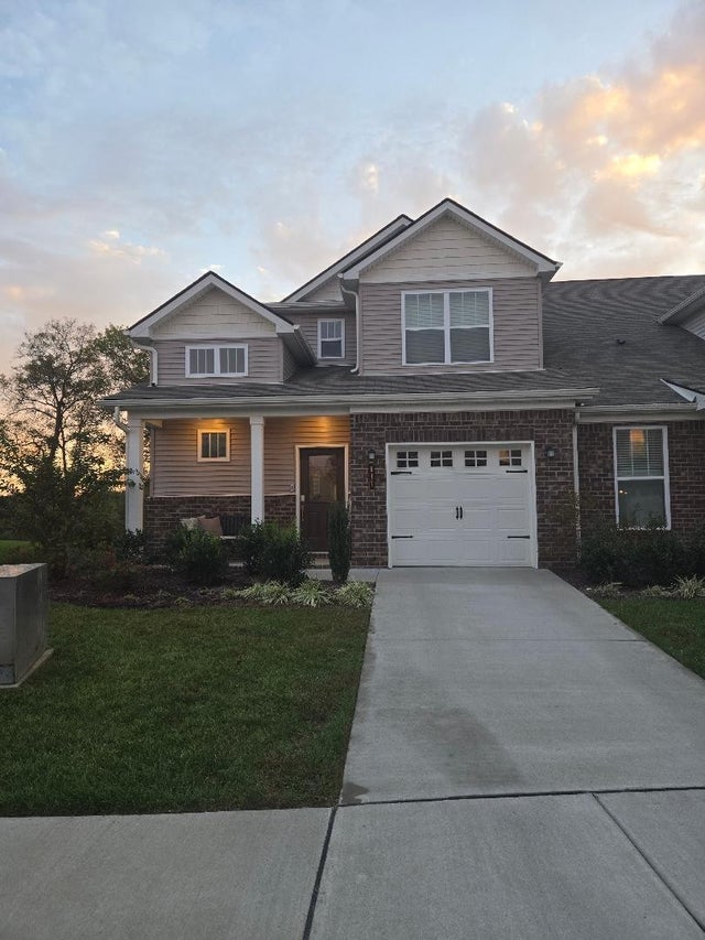 647 Birdie Dr, Spring Hill