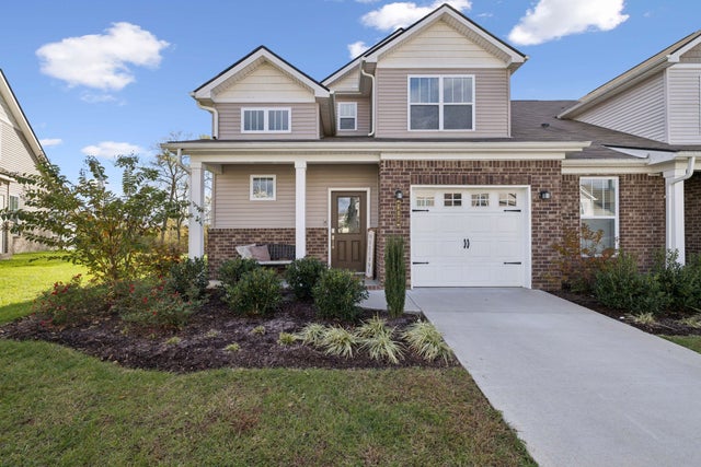 647 Birdie Dr, Spring Hill