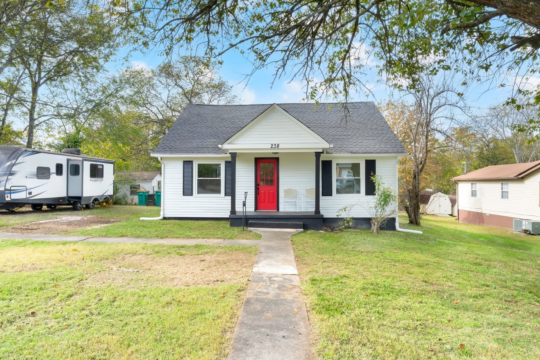 Photo of Listing #3033603