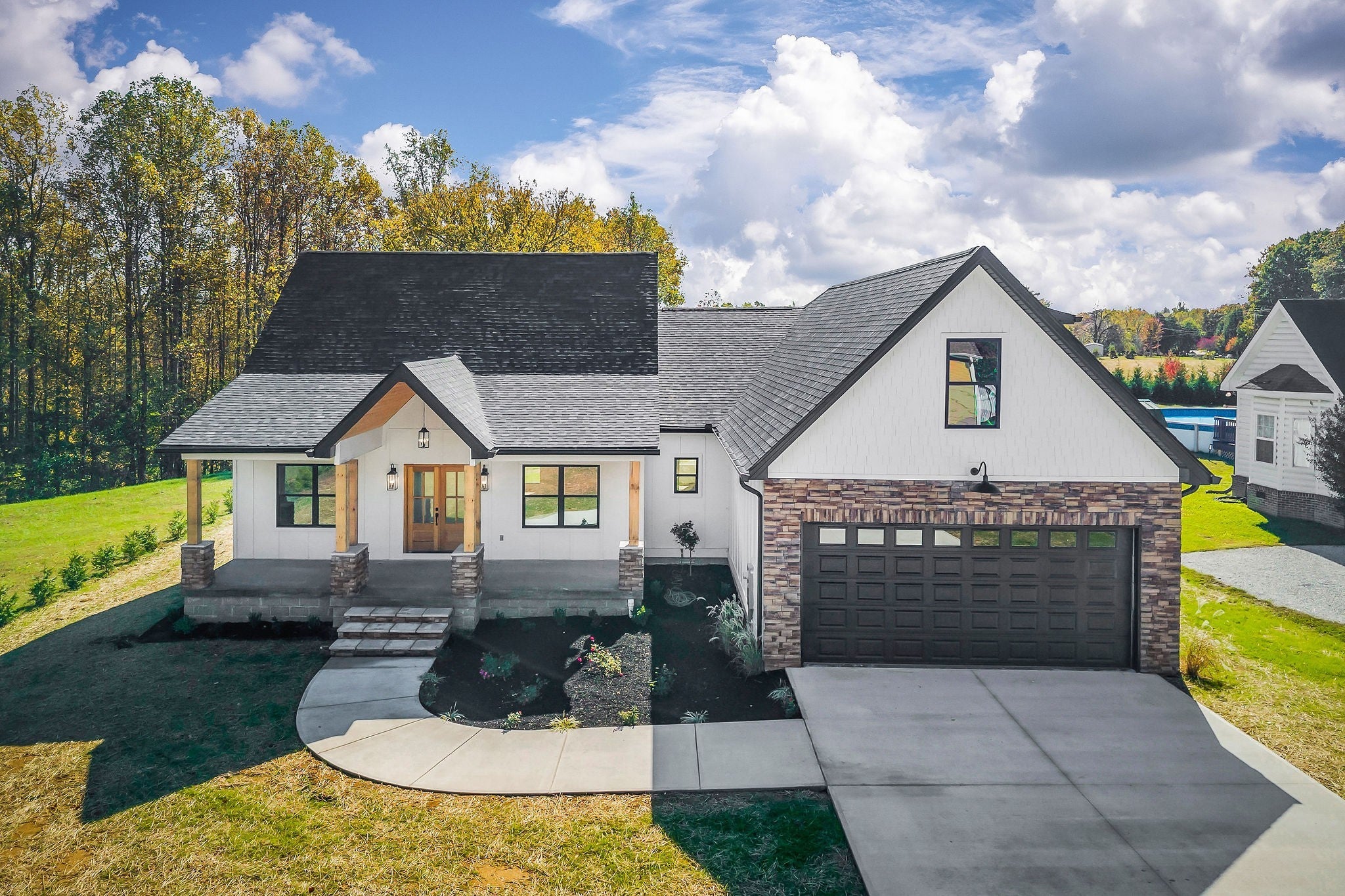 Photo of Listing #3033617