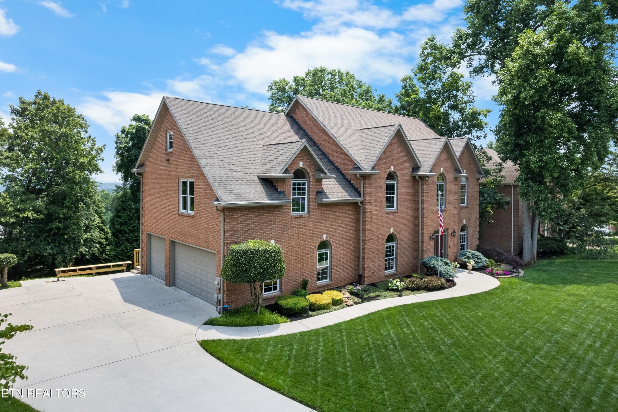 Photo of Listing #3033686