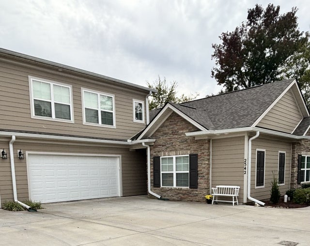 2542 Stonecenter Ln, Murfreesboro