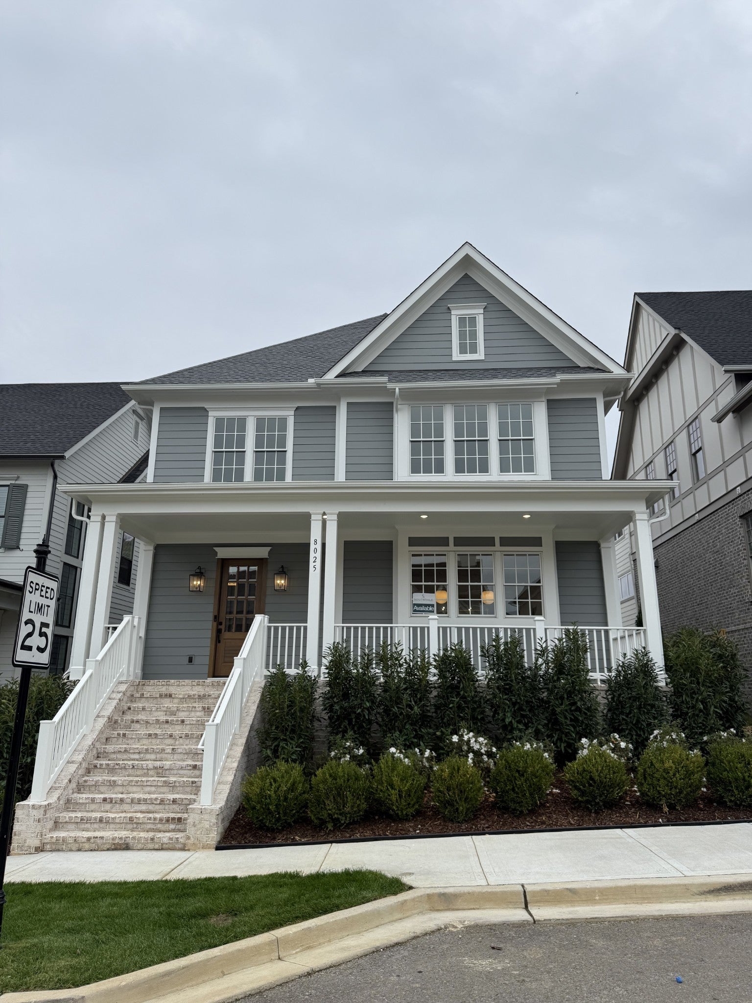 Photo of Listing #3033753