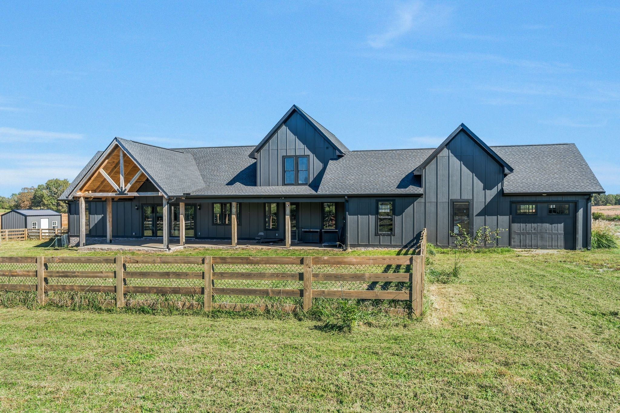 Photo of Listing #3033763