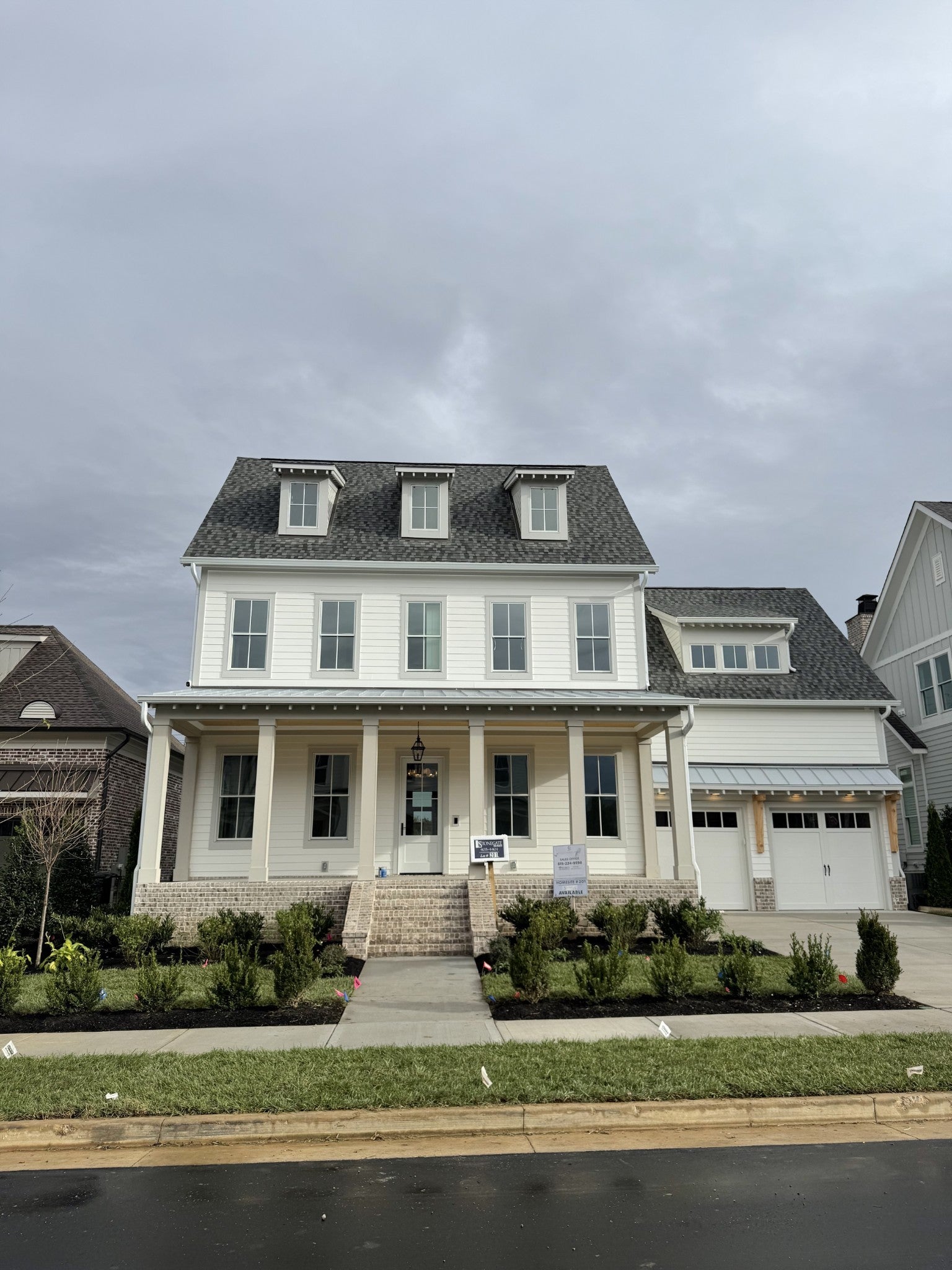 Photo of Listing #3033780