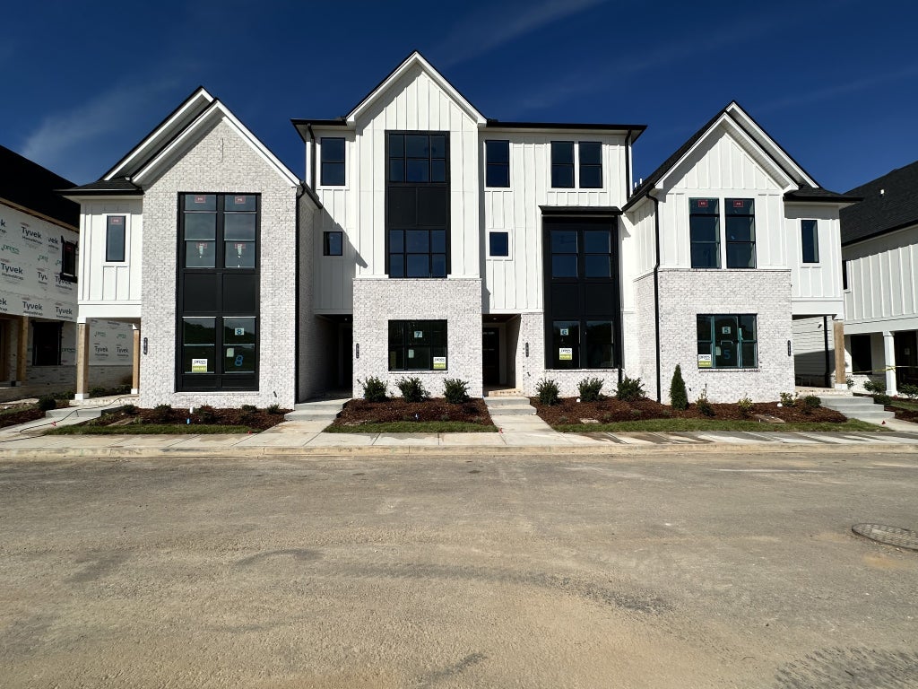 2068 Conductor Ln, Thompsons Station