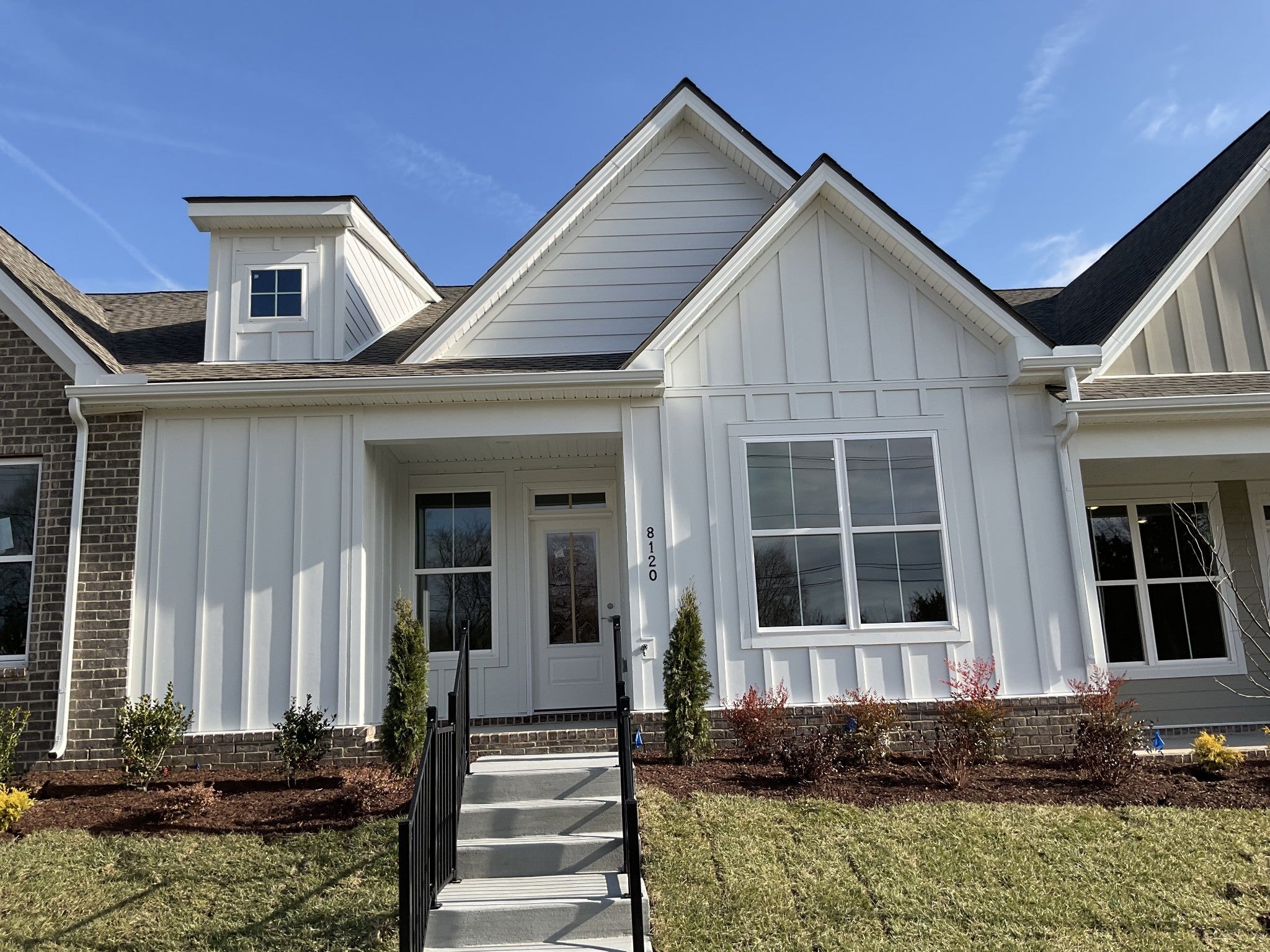 Photo of Listing #3033799