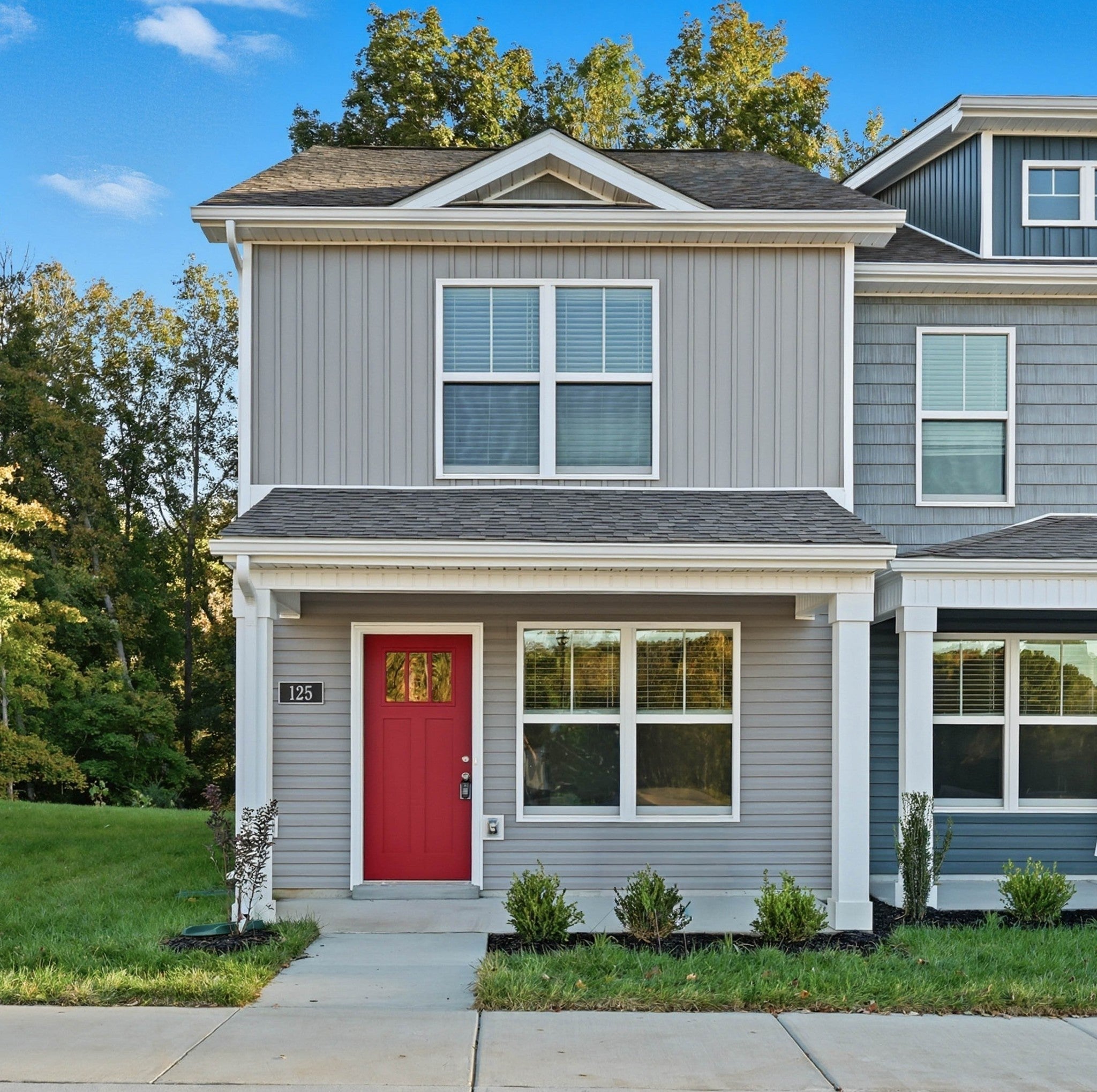 Photo of Listing #3033895