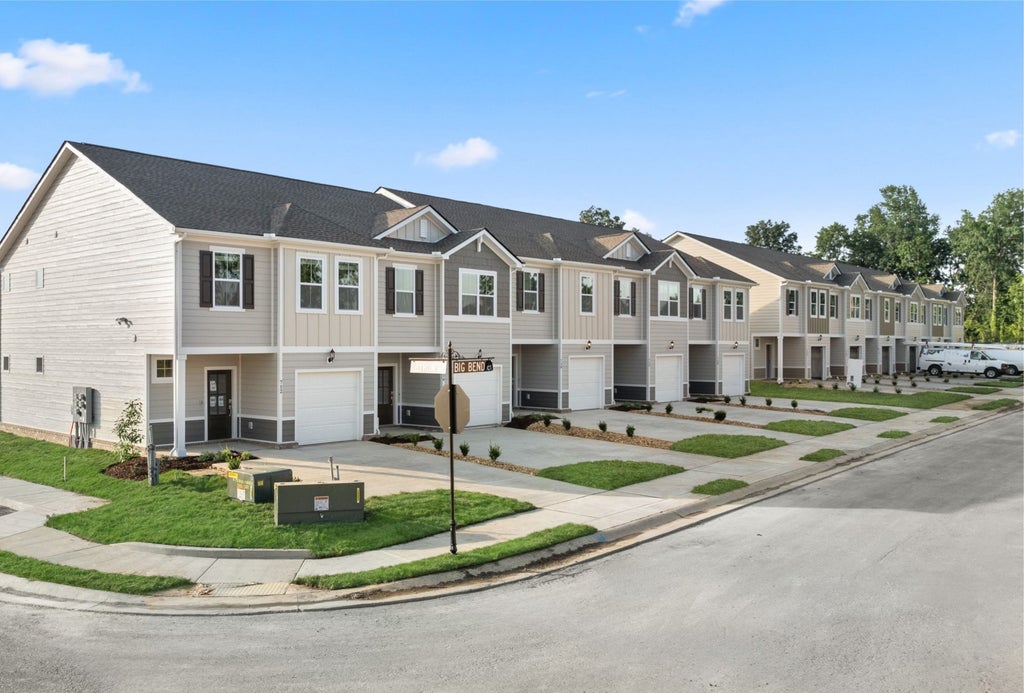 712 Big Bend Ct, White House