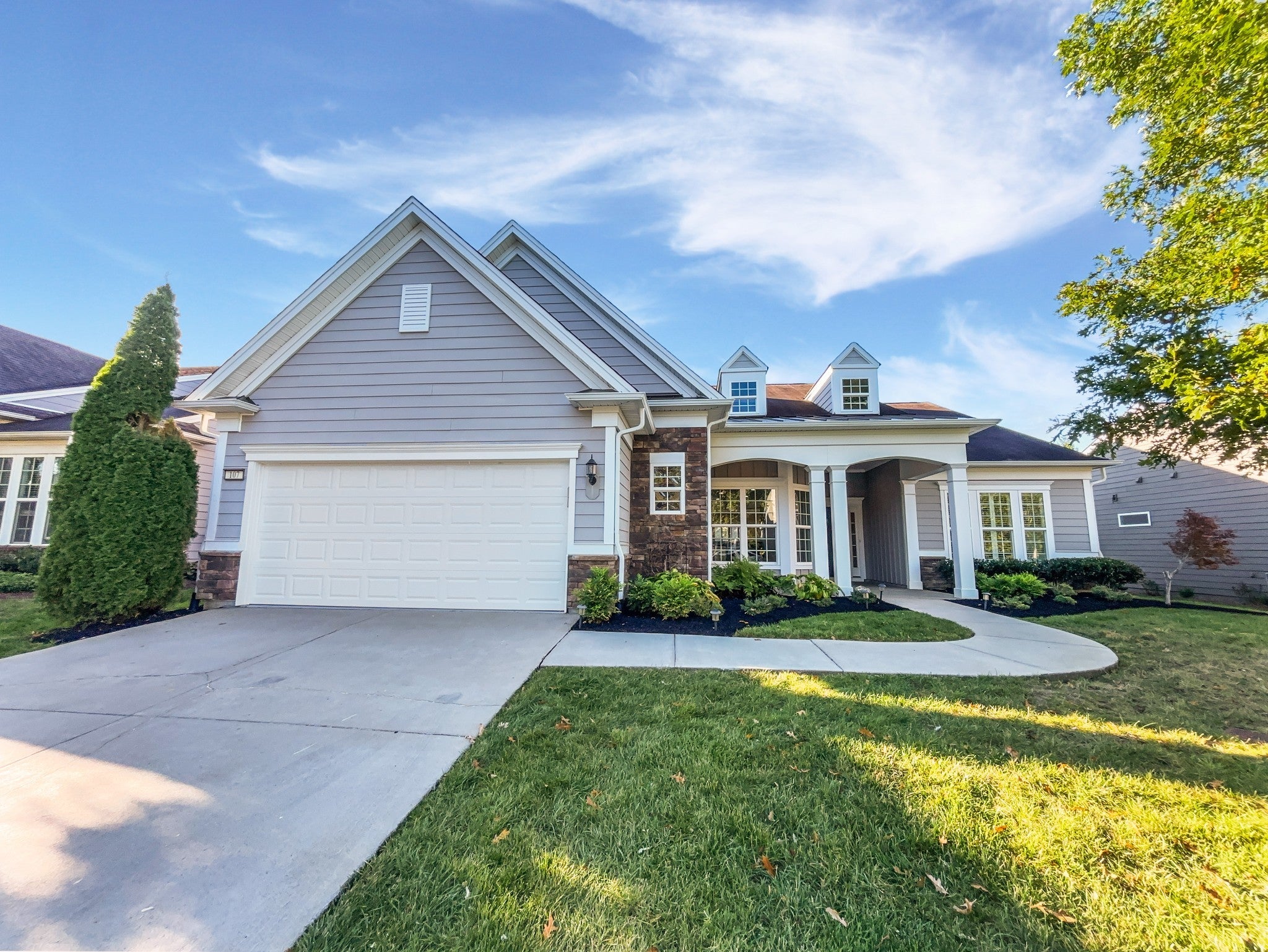 Photo of Listing #3033965