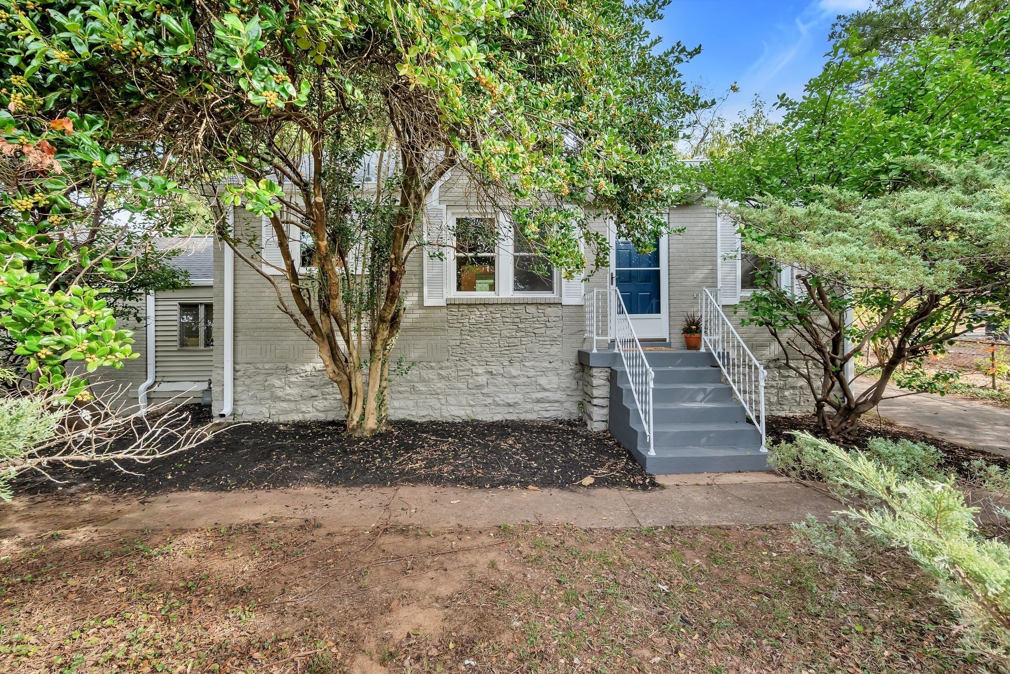 Photo of Listing #3034033