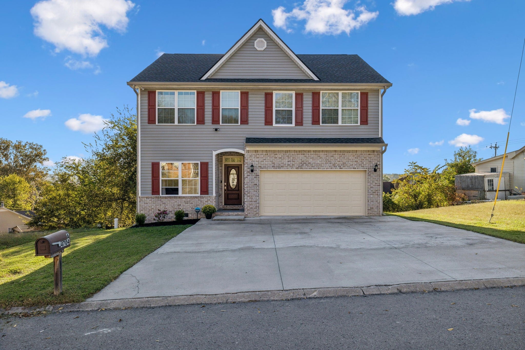 Home for sale in 4704 Reischa Dr Nashville, TN