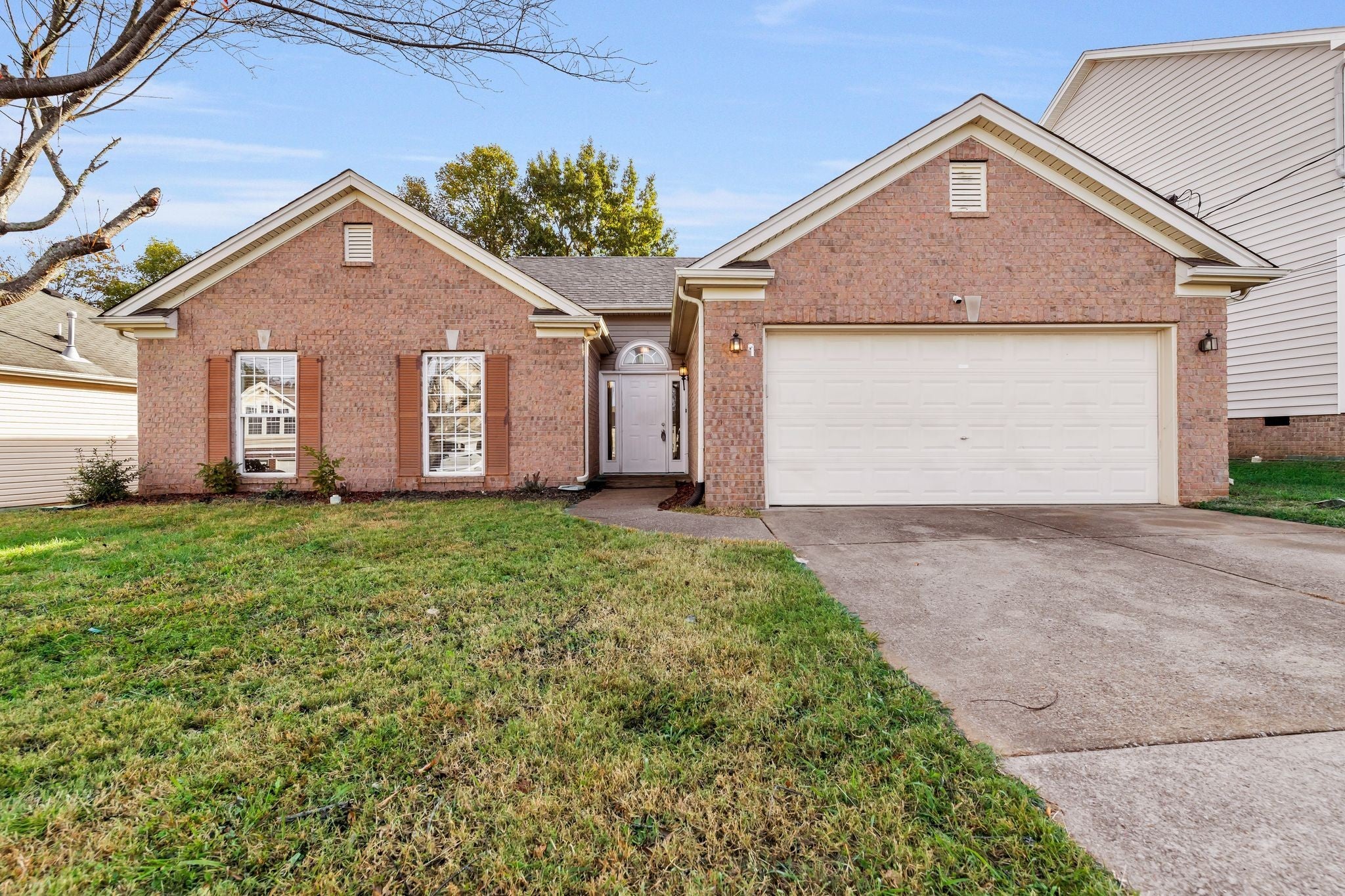 Photo of Listing #3034191