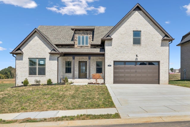 805 Willowicke Dr, Clarksville