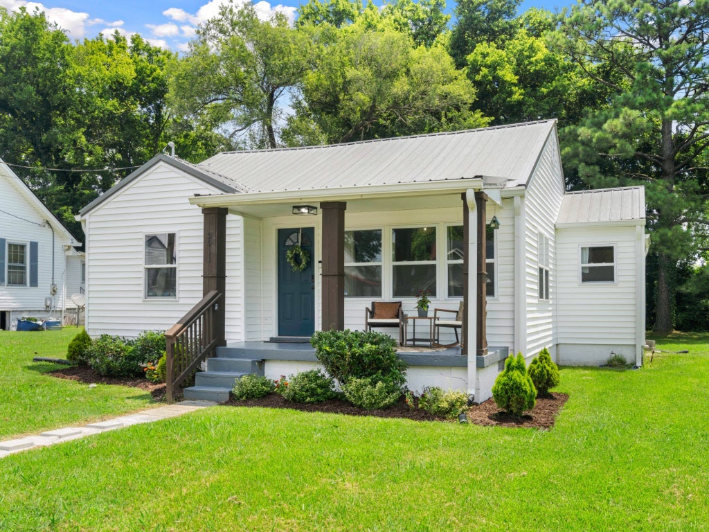 2011 Denham Ave, Columbia