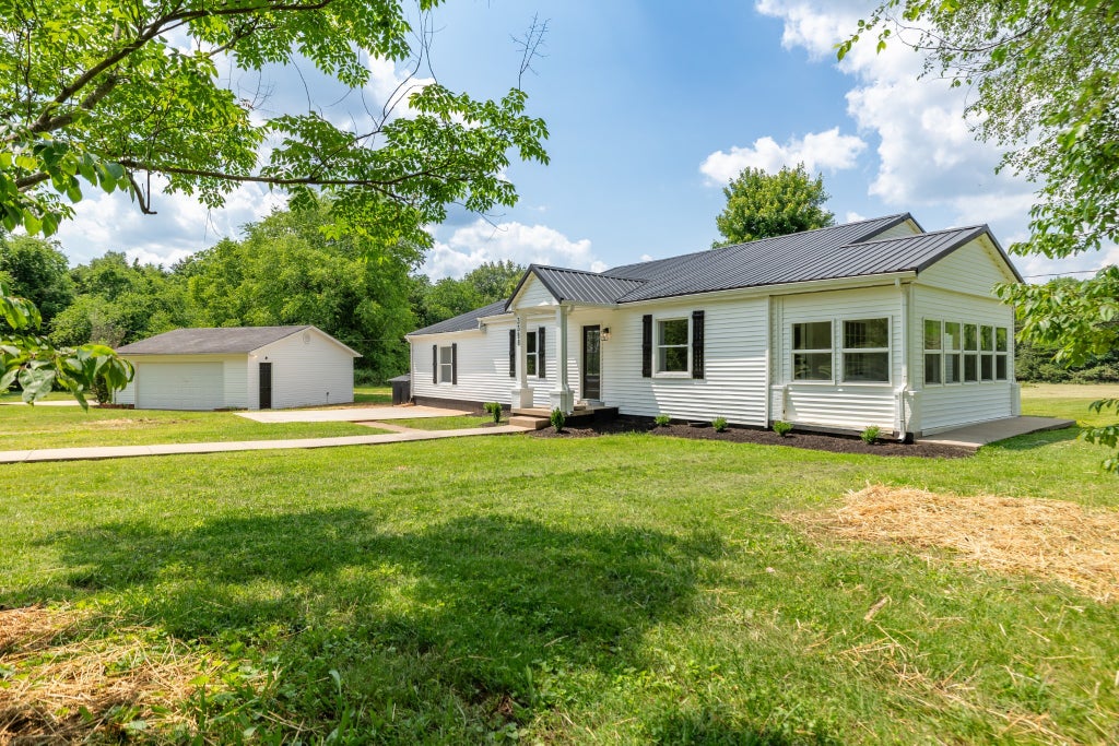 3388 Anes Station Rd, Lewisburg