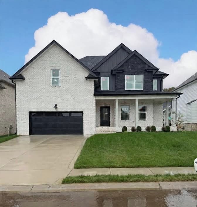 474 Spiderwort Dr, Clarksville