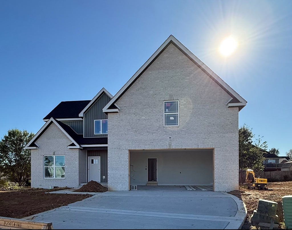 112 Apple Blossom Ct, Clarksville