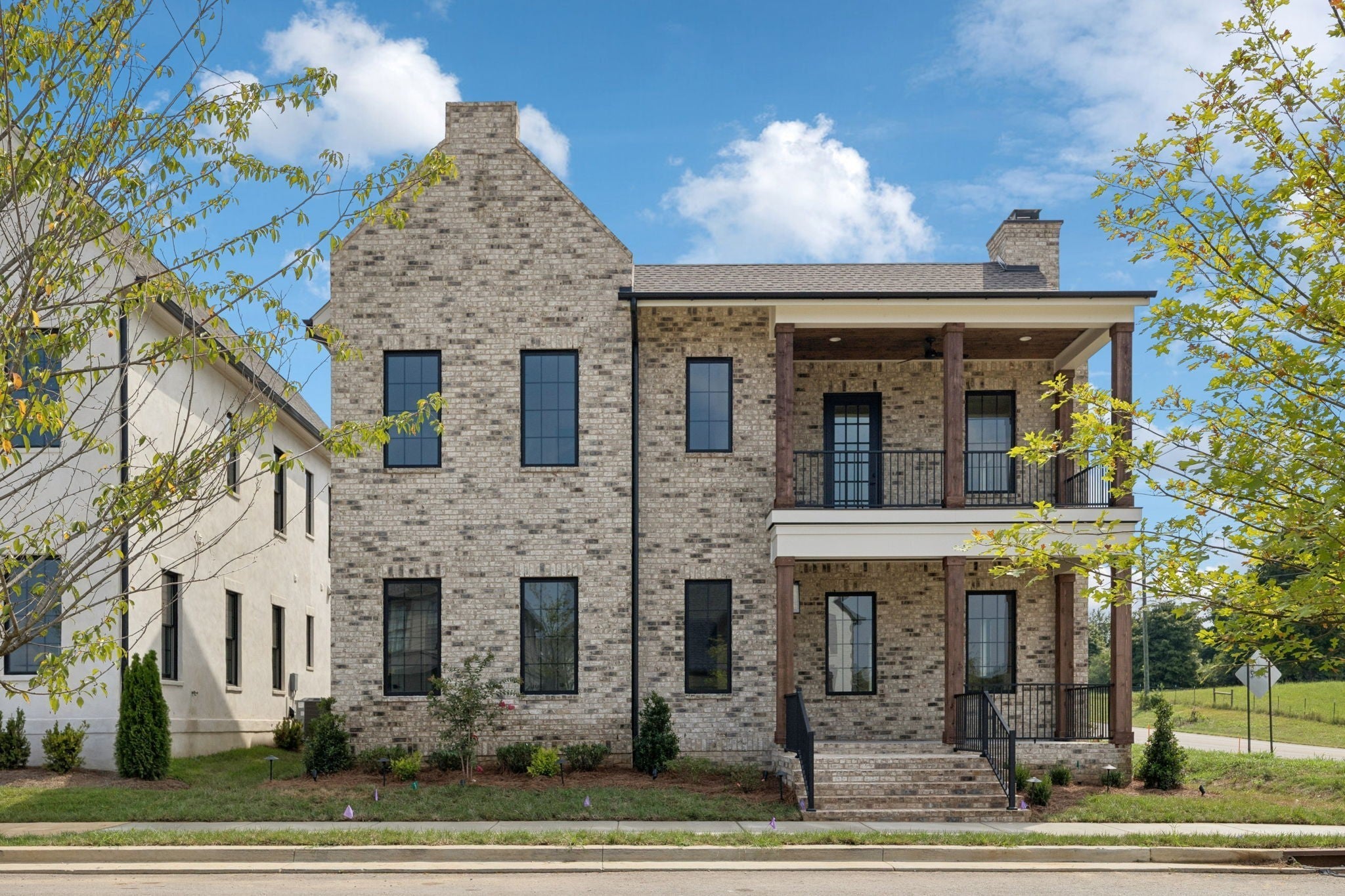 Photo of Listing #3034516