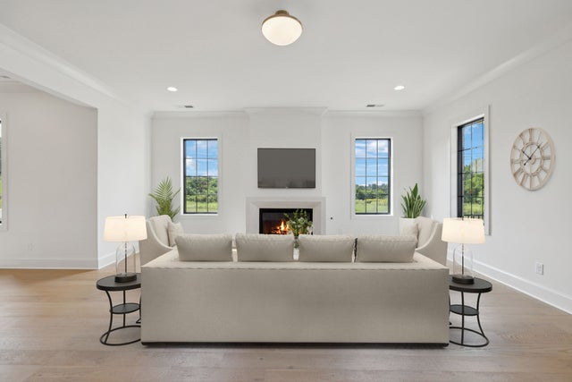 102 Cardiff Drive N, Spring Hill