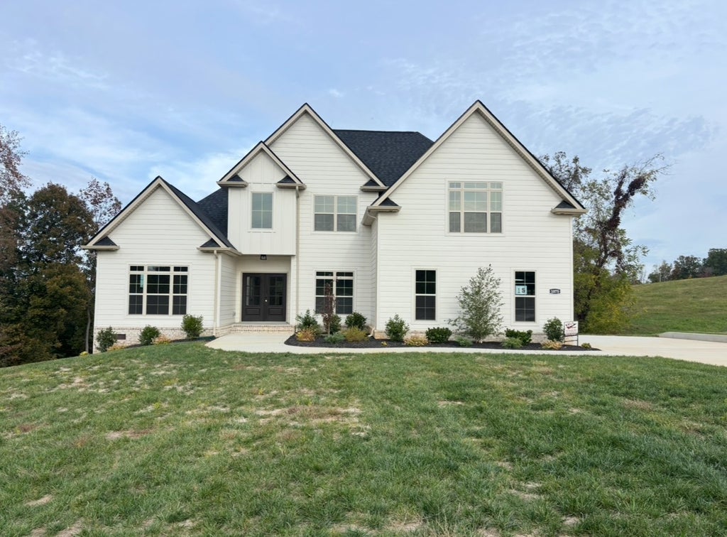 1075 Linder Ridge Rd, Woodlawn