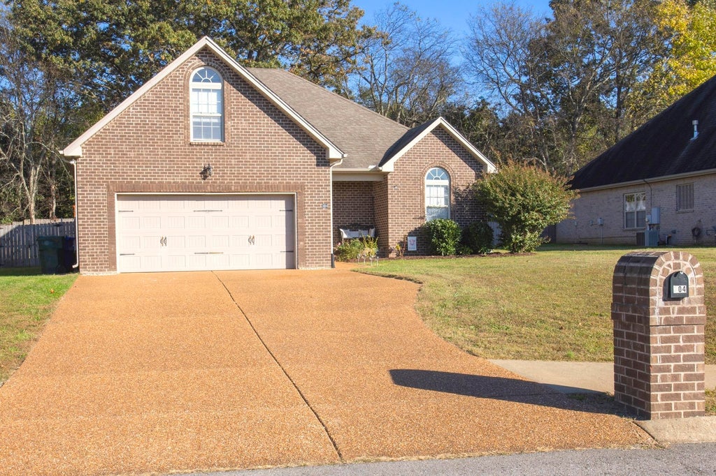 304 Sheffield Dr, White House