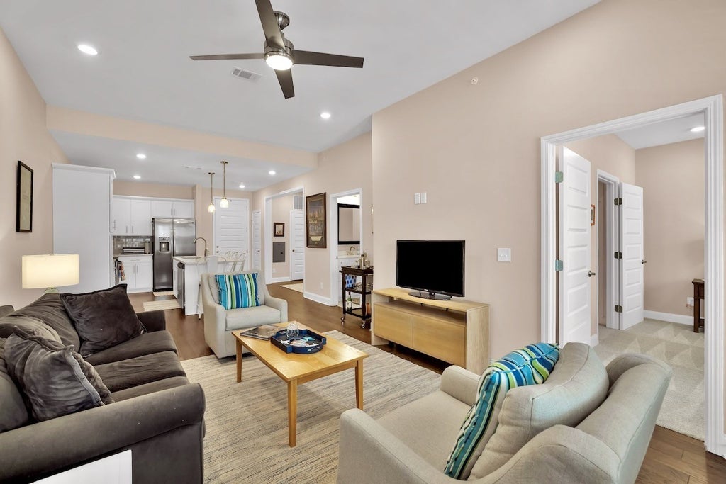 900 Vintage Green Ln 302, Franklin