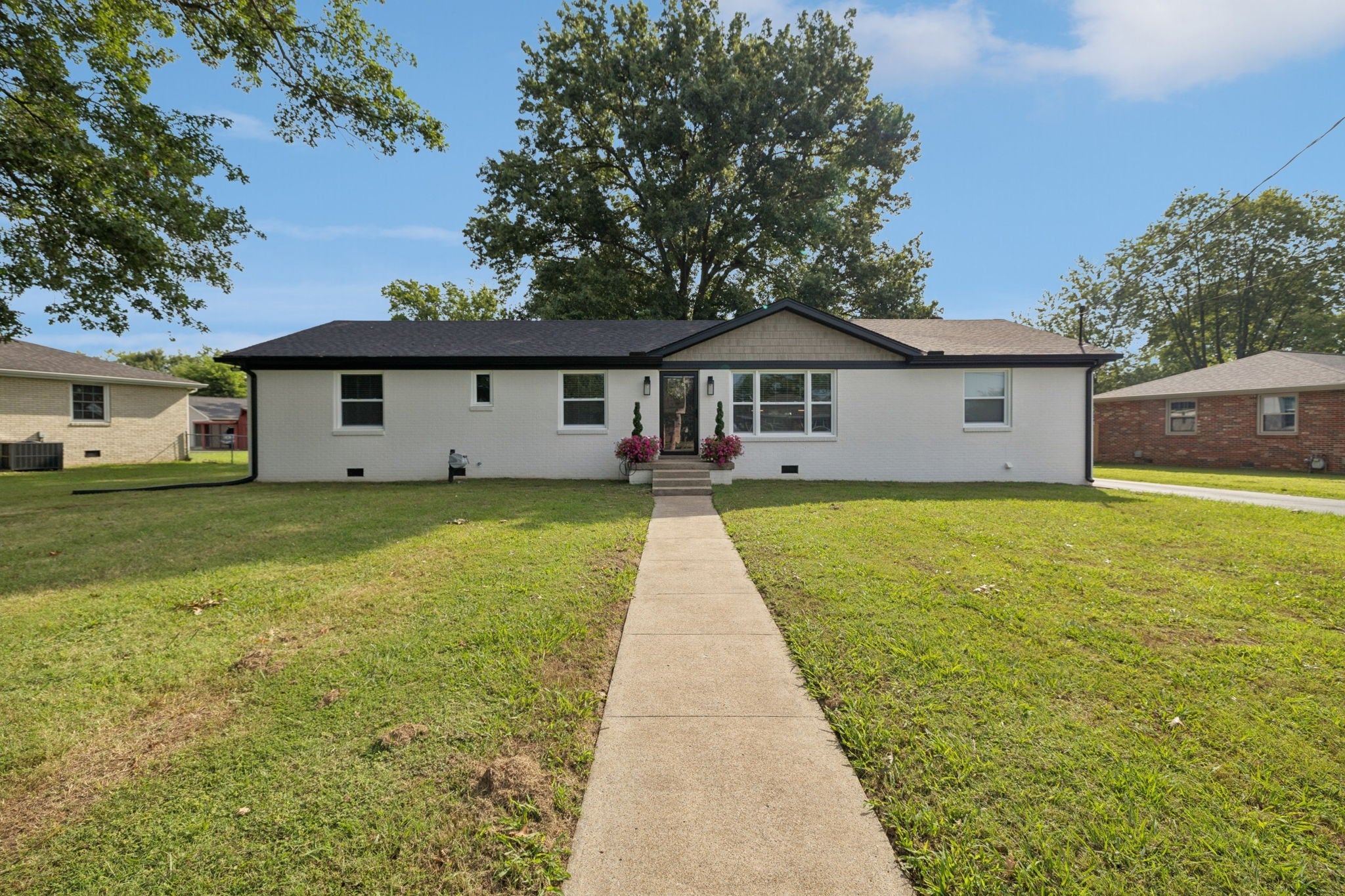 Photo of Listing #3034625