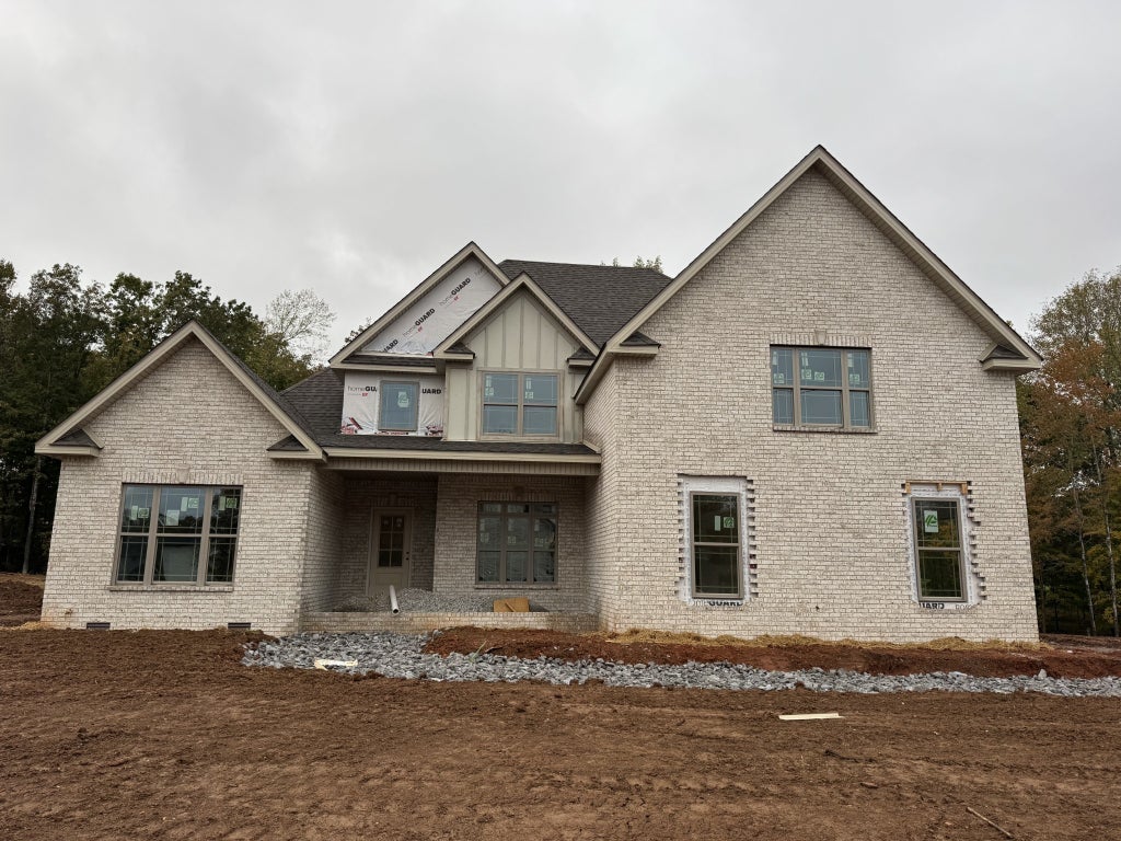 407 N Starwood Ct, Clarksville