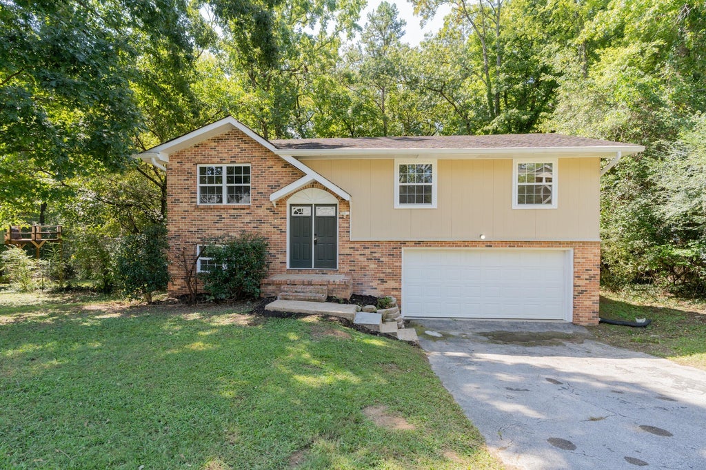410 Bardwood Lane, Hixson