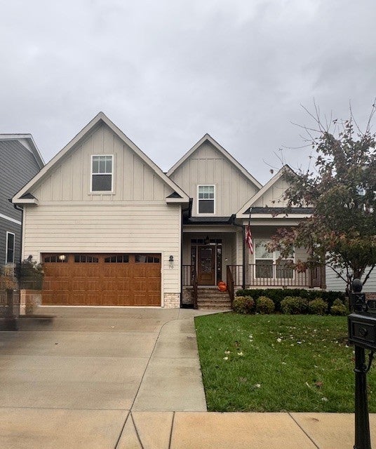 70 Lake Life Ct, Winchester