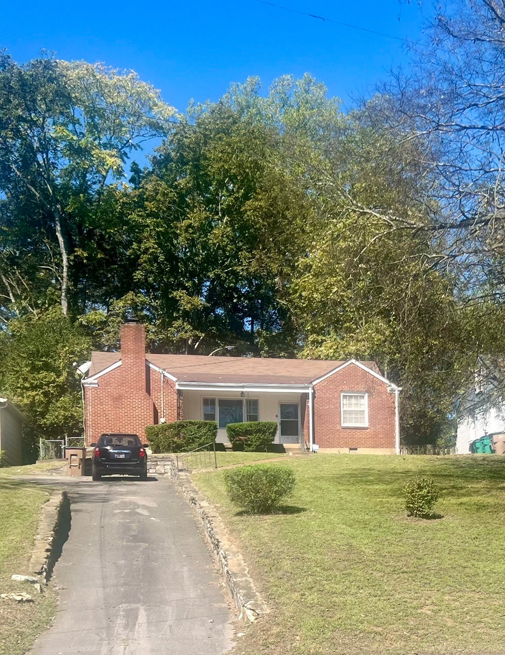 1527 Mcgavock Pike, Nashville