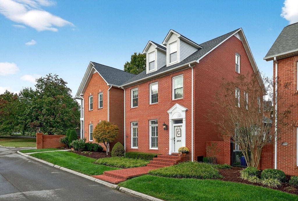 Photo of Listing #3035213