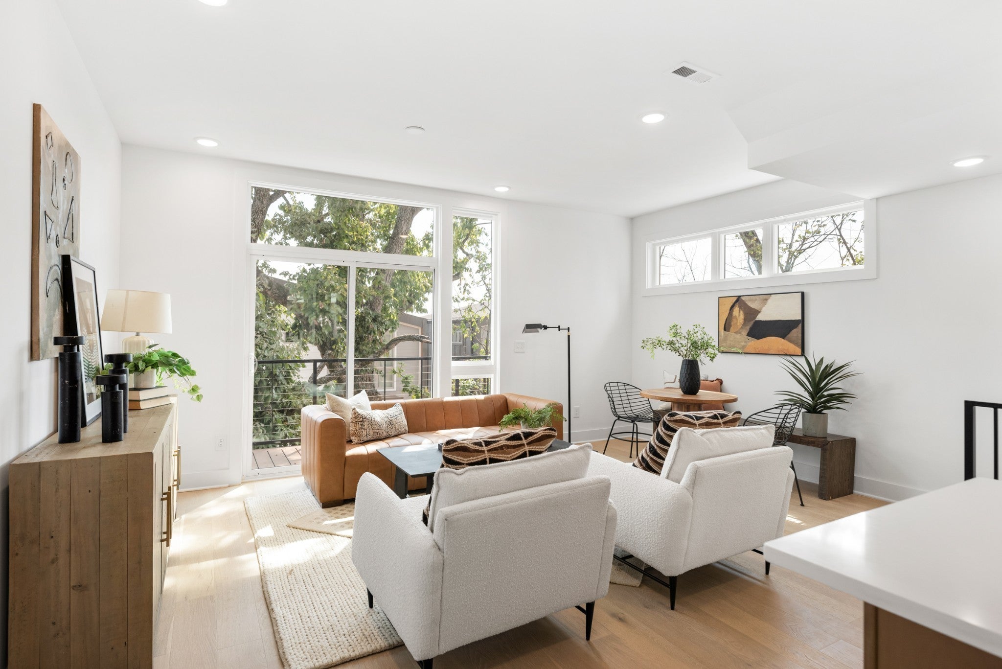 Photo of Listing #3035247