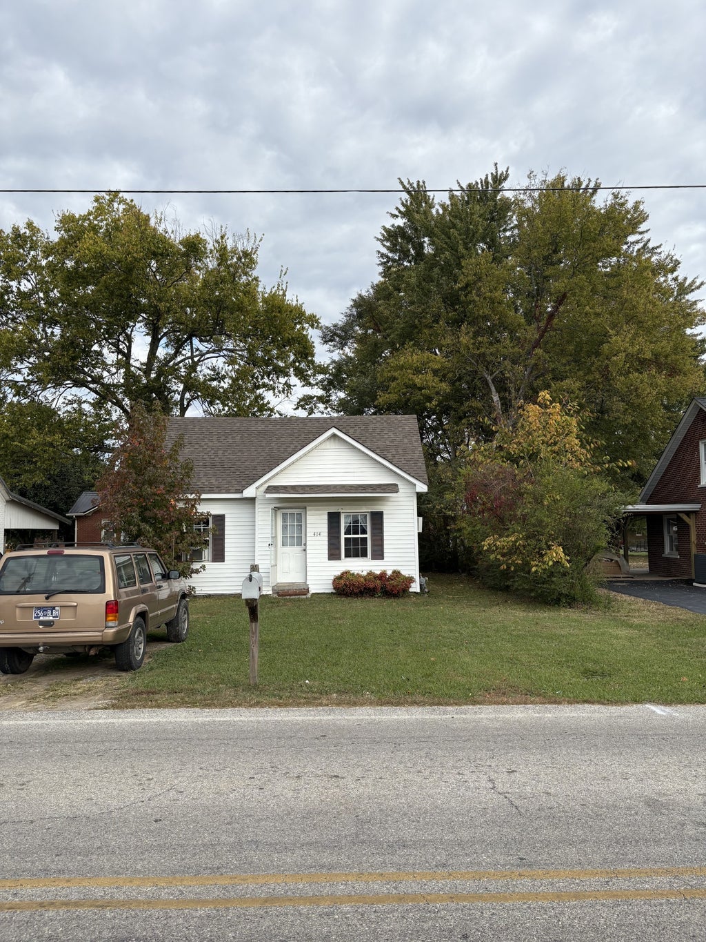 414 Meador Dr, Lafayette