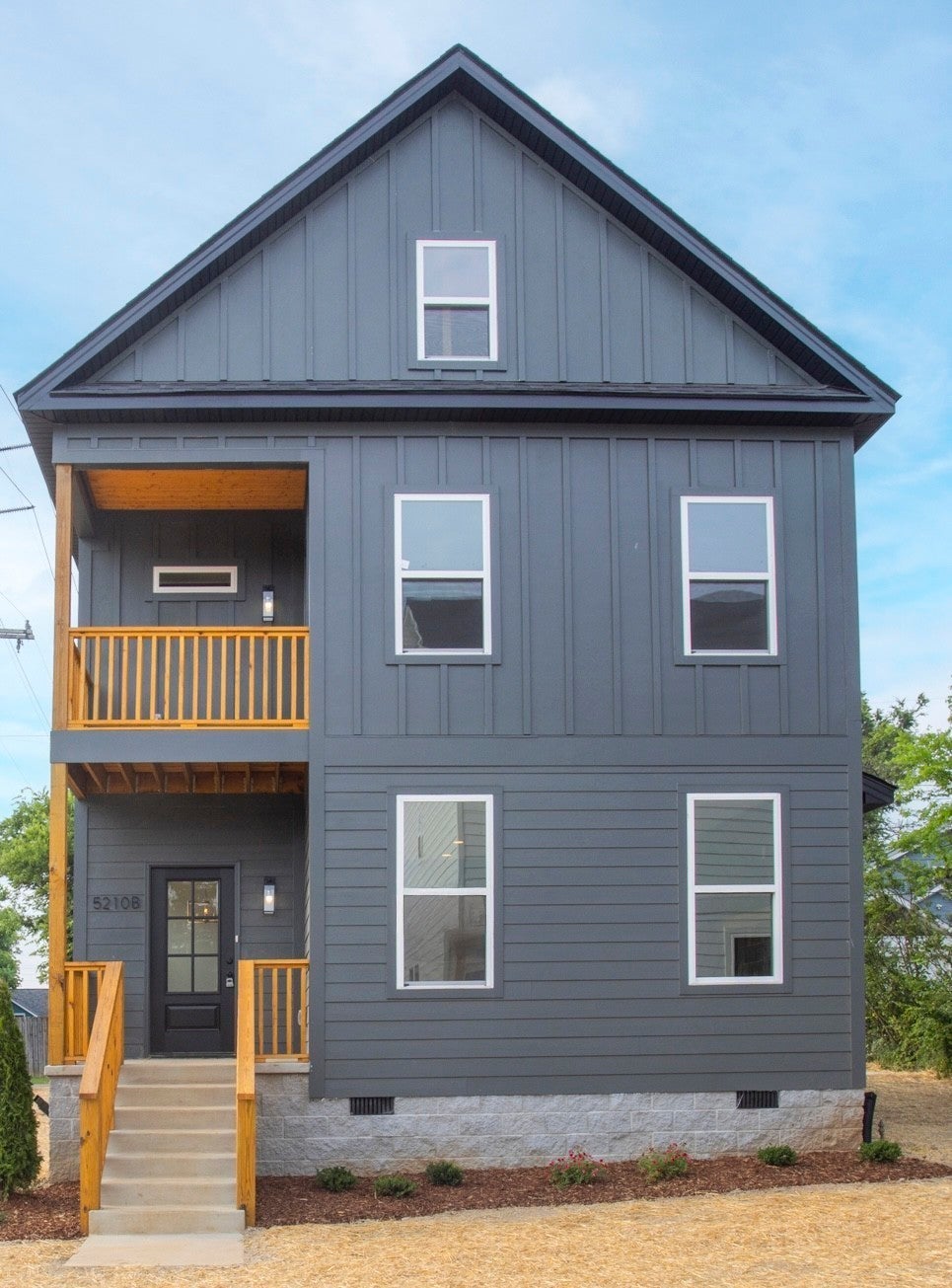 Photo of Listing #3035450