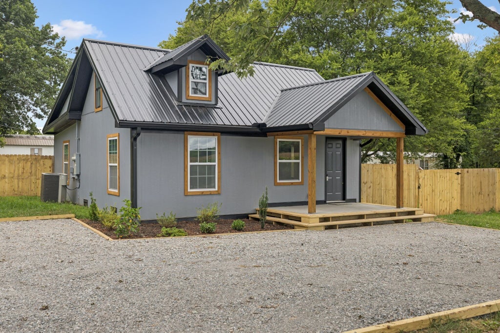 1814 Vales Mill Rd, Pulaski