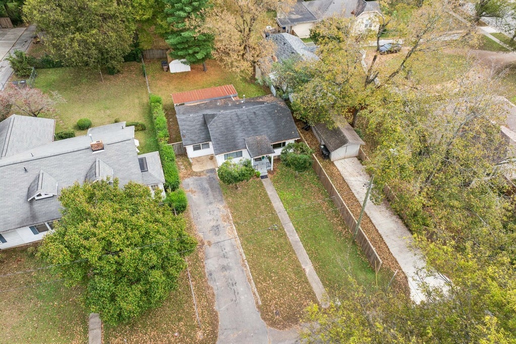 106 44th Ave N, Nashville