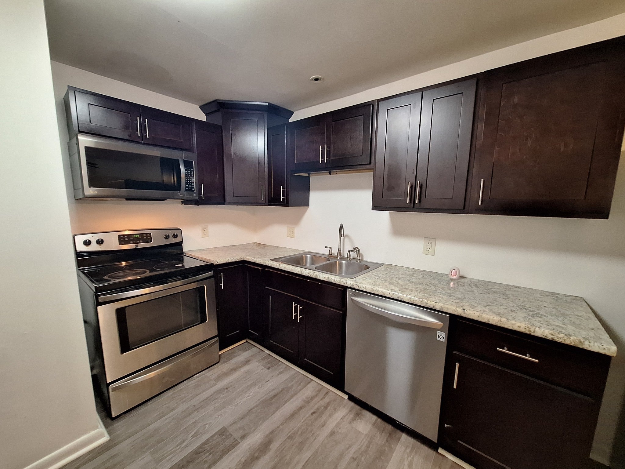 Photo of Listing #3035486