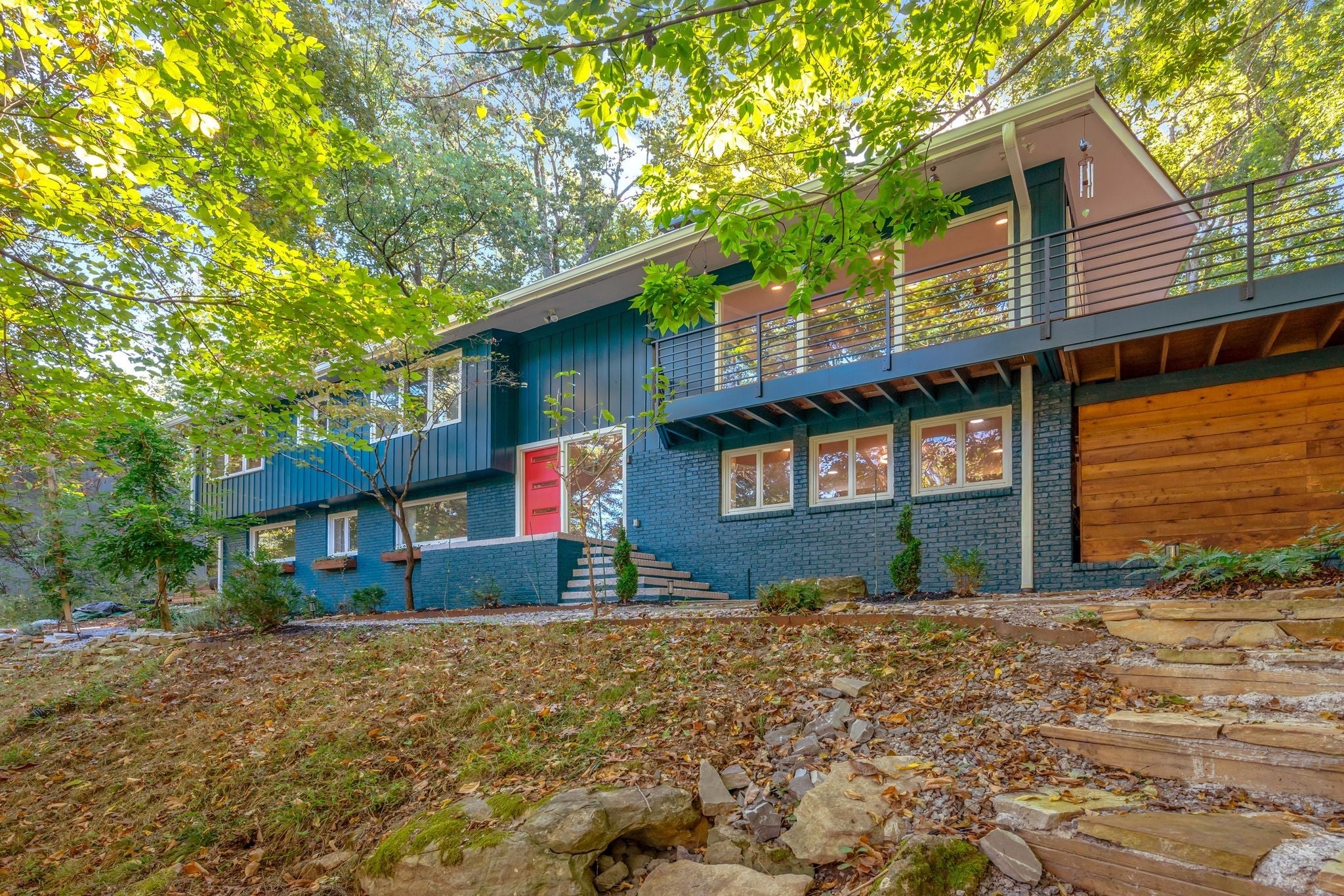 Photo of Listing #3035542