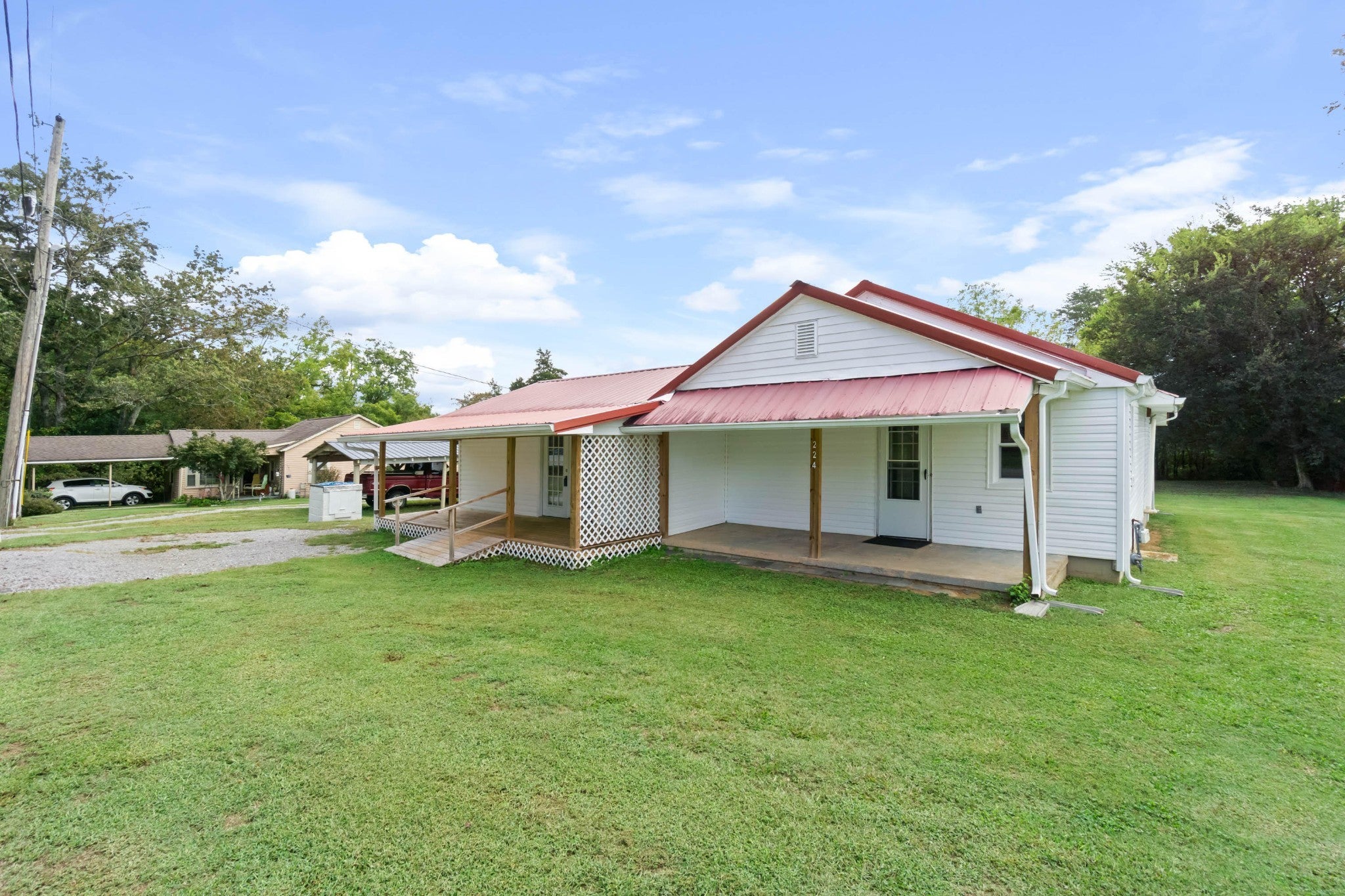 Photo of Listing #3035571