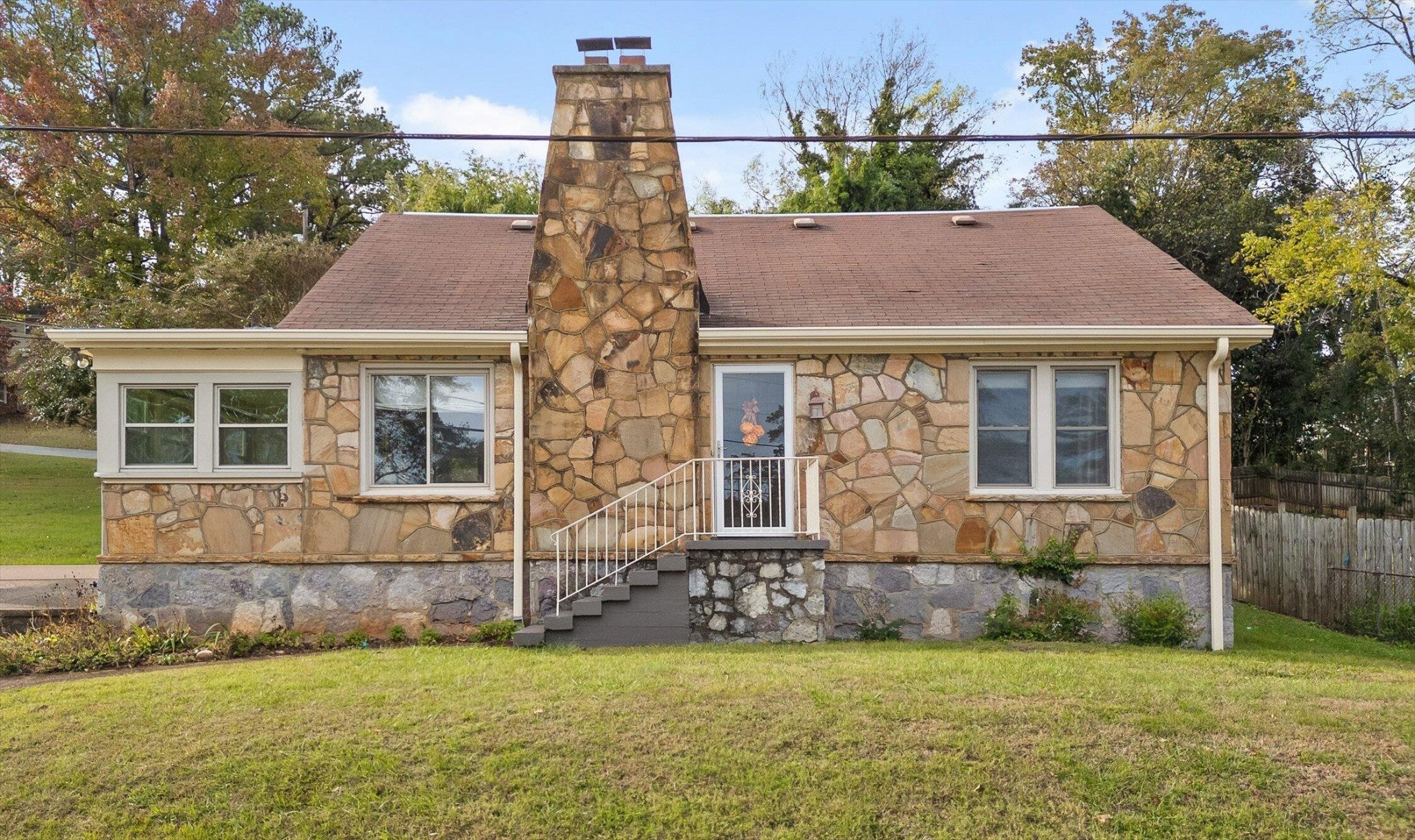 Photo of Listing #3035649