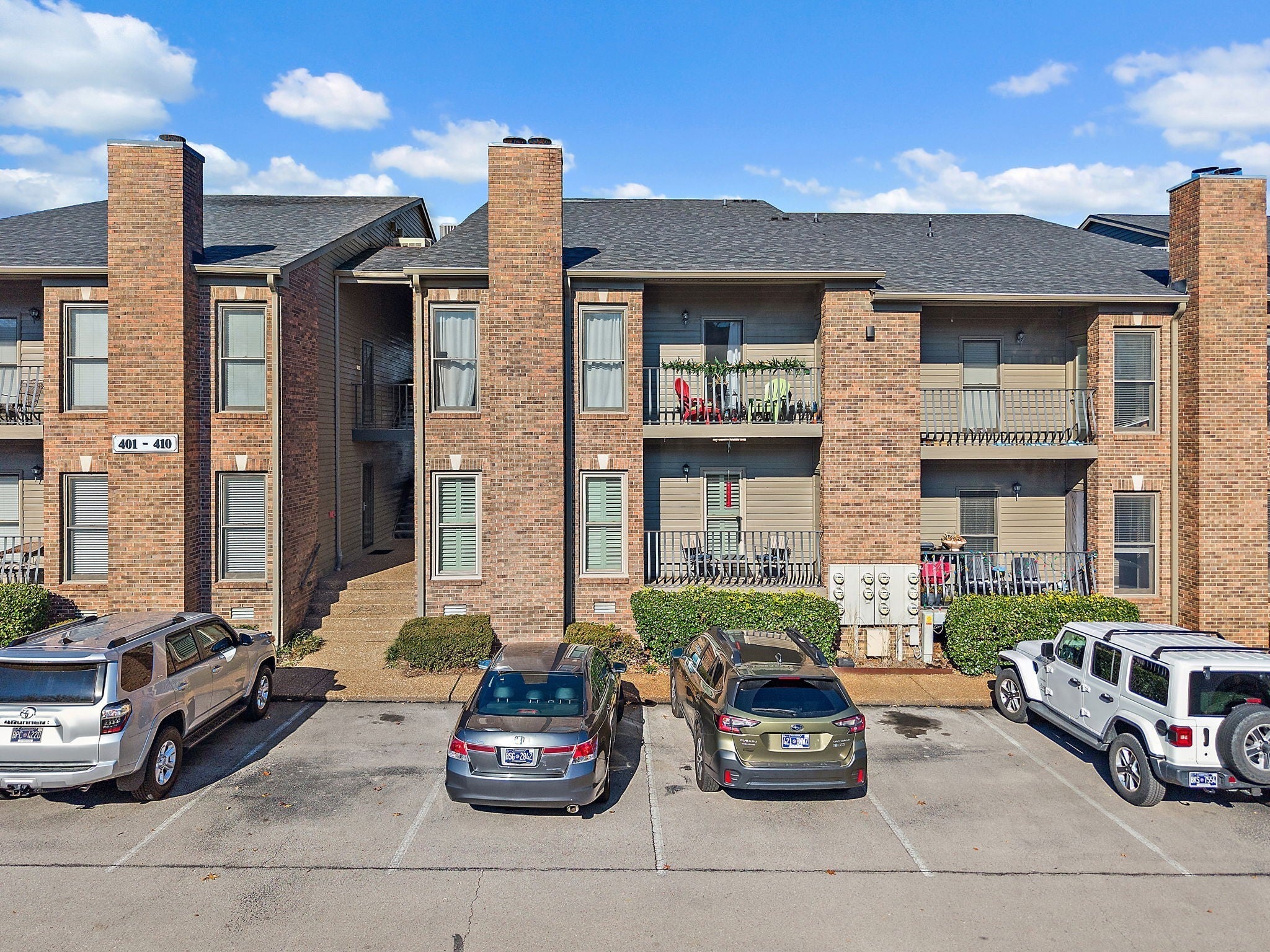 Photo of Listing #3035956