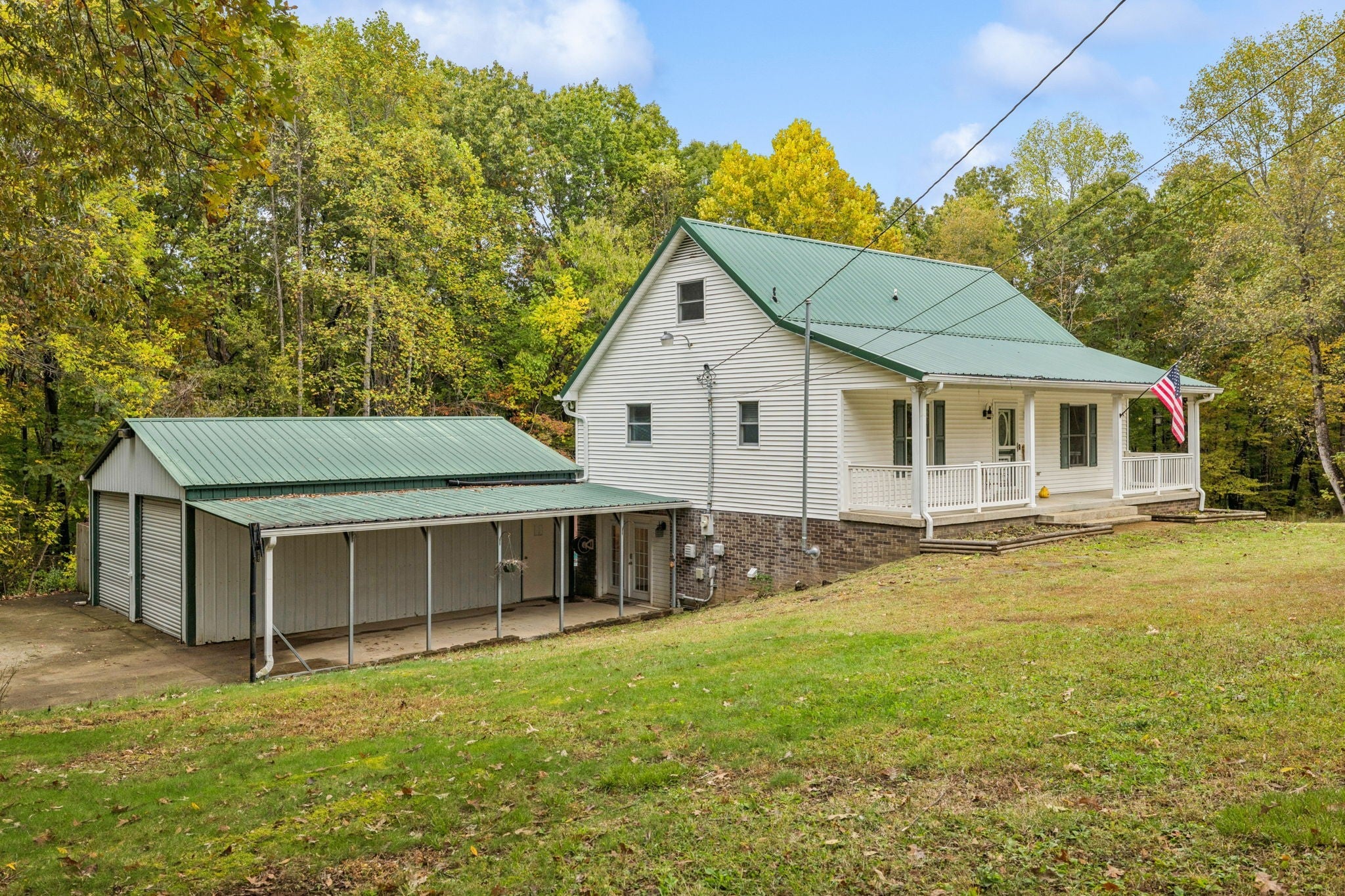 Photo for MLS 3036011 in 207 Robinson Dr Dickson, TN - 37055