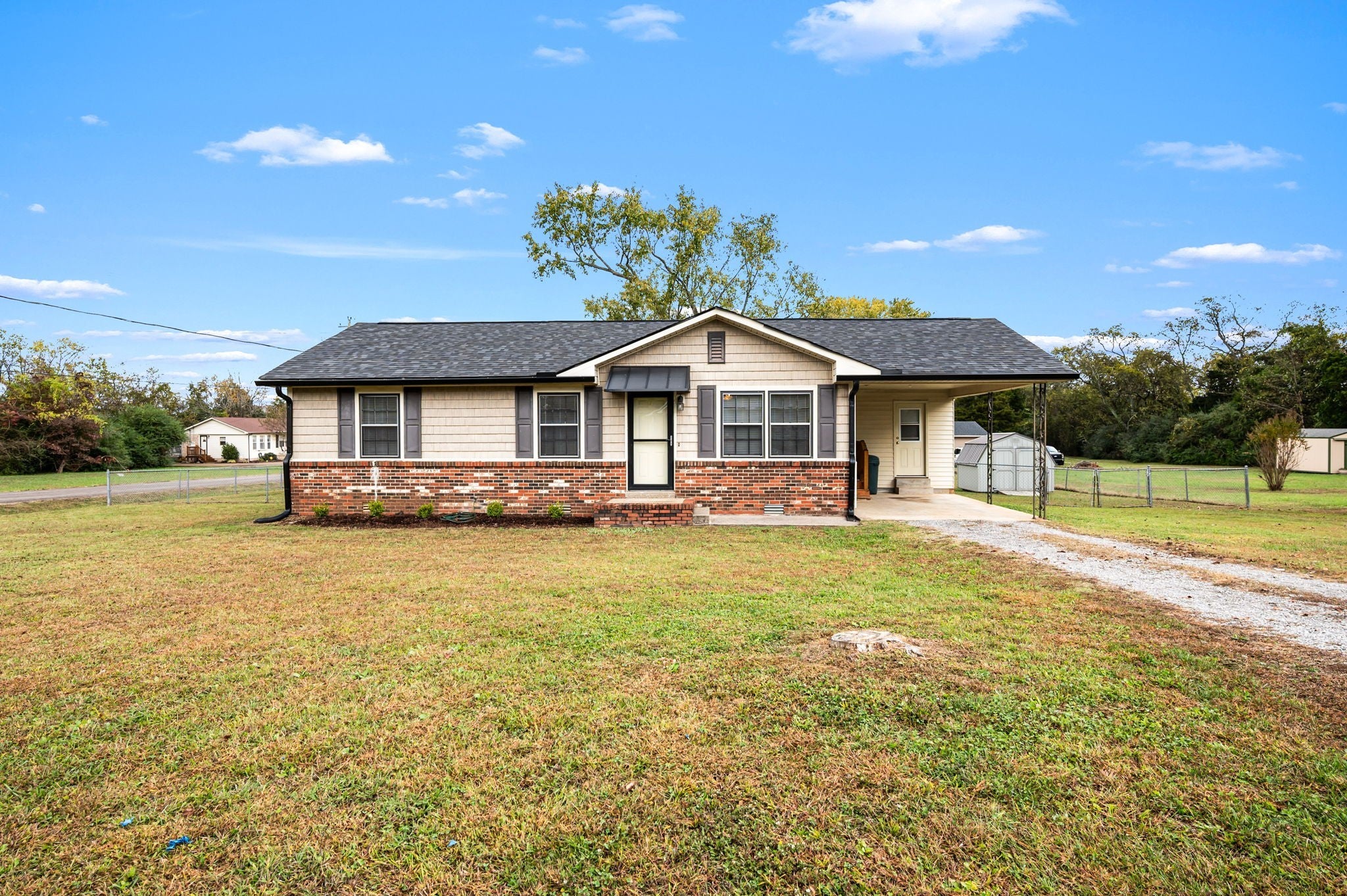 Photo of Listing #3036035